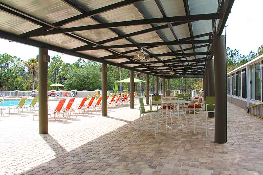 Arbor Club Outdoor Pool